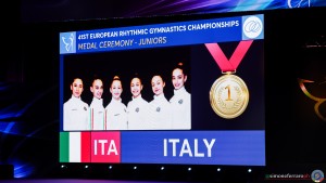 podium jr group sfe02495 copia simone ferraro ph